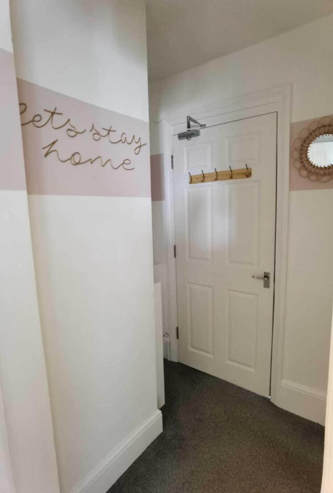 Raleigh Ff&Tf - 1 Bed Georgian Flat In The Centre Of Exeter, Free Parking With Wifi 아파트 객실 사진